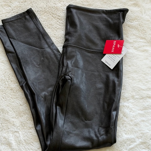 NWT SPANX Black Faux Leather Leggings Size XL - Picture 5 of 8